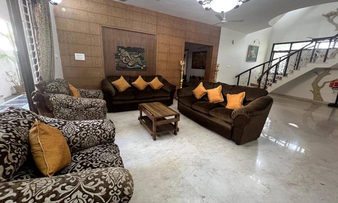 Palavakkam House | 100 m² House ∙ 5 bedrooms ∙ 14 guests