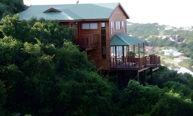 Wilderness Cabin | 100 m² Lodge ∙ 2 bedrooms ∙ 10 guests