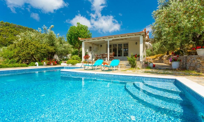 Votsi Villa | 100 m² Villa ∙ 1 bedroom ∙ 2 guests