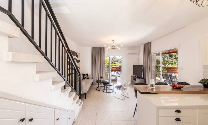 Pervolia Villa | 100 m² Villa ∙ 2 bedrooms ∙ 4 guests
