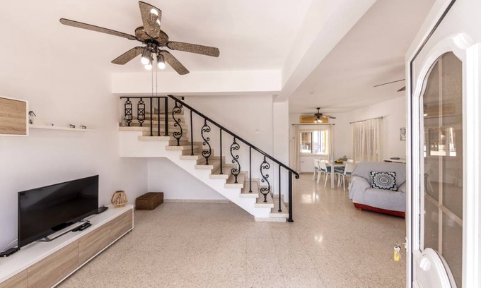 Ayia Thekla Villa | 100 m² Villa ∙ 3 bedrooms ∙ 6 guests