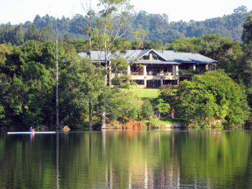 Ligfontein Cabin | 1000 m² Lodge ∙ 6 bedrooms ∙ 16 guests