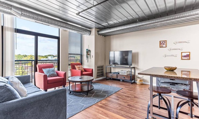 Old West Side Apartment | 102 m² Apartment ∙ 2 bedrooms ∙ 4 guests