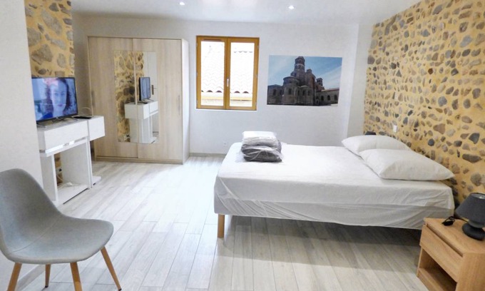 Brioude House | 102 m² House ∙ 3 bedrooms ∙ 6 guests