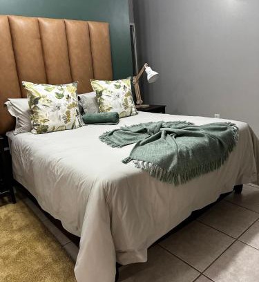 Jwaneng House | 1020 Sehudi Guesthouse
