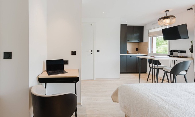 Annecy Apartment | 104 - Appart'Hôtel Neostelia-Annecy