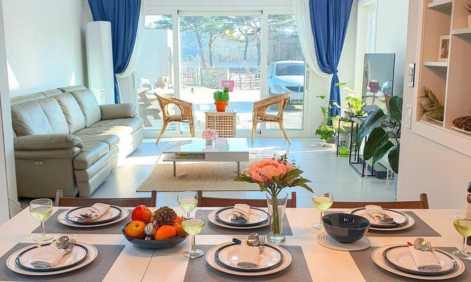 Toseong House | 105 m² House ∙ 3 bedrooms ∙ 10 guests