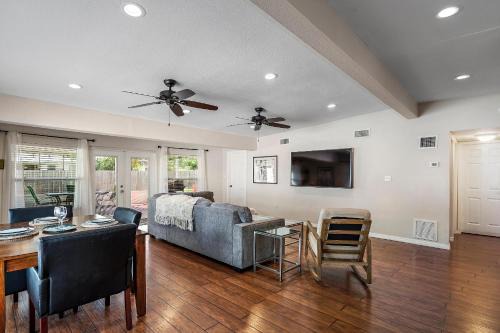 South Pinellas Community Council House | 10549 St Petersburg