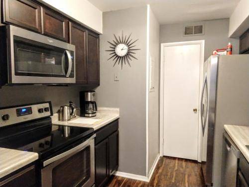 Southwest Raleigh Apartment | 106 m² Apartment ∙ 2 bedrooms ∙ 6 guests