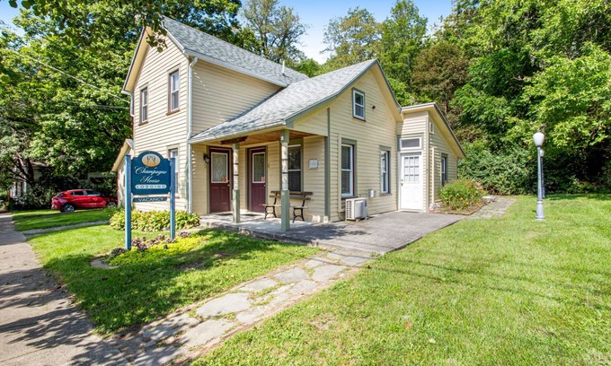 Hammondsport Apartment | 107 m² Apartment ∙ 4 bedrooms ∙ 8 guests