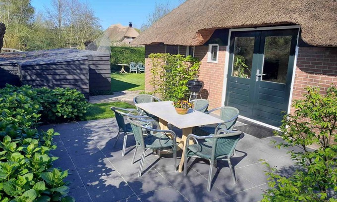 Zuideinde House | 107 m² House ∙ 4 bedrooms ∙ 9 guests