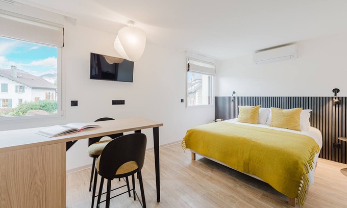 Annecy Apartment | 108 - Appart'Hôtel Neostelia-Annecy