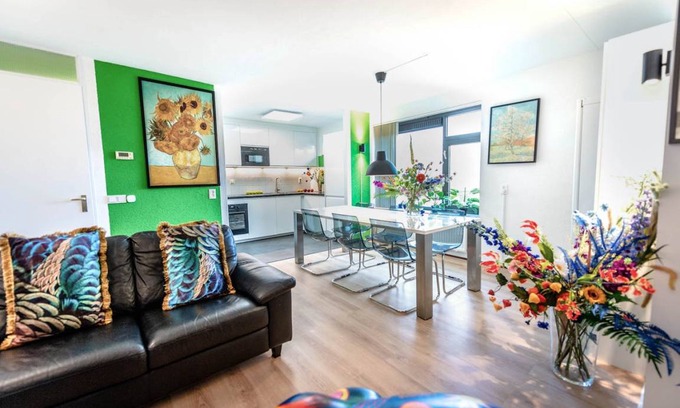 Municipality of Capelle aan den IJssel Apartment | 108 m² Apartment ∙ 4 bedrooms ∙ 2 guests