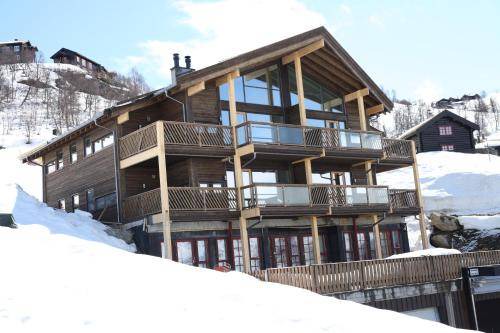 Vinje Apartment | 109 m² Apartment ∙ 5 bedrooms ∙ 14 guests
