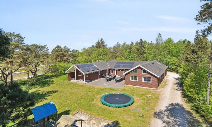Ho House | 11 bedroom stunning home in Blåvand