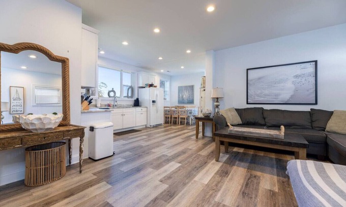 Noank House | 11 Bedroom Tranquil Waterfront Getaway