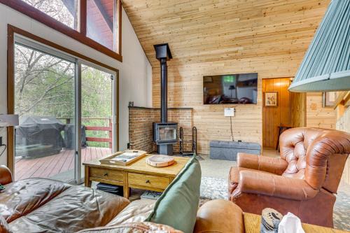 Shenandoah House | 11 Mi to Massanutten Shenandoah River Chalet