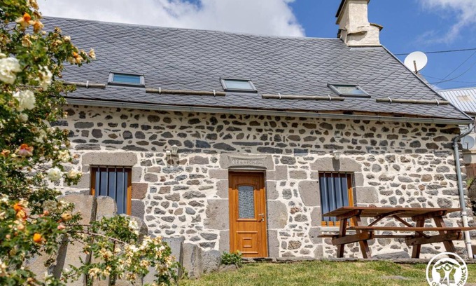 Saint-Pierre-Colamine House | 110 m² Gîte ∙ 4 bedrooms ∙ 7 guests