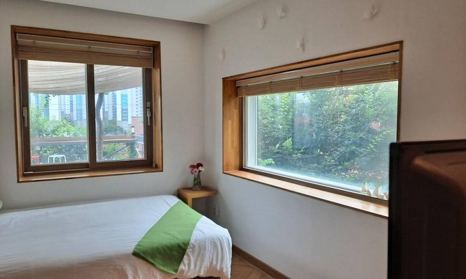 Chuncheon House | 110 m² House ∙ 2 bedrooms ∙ 4 guests