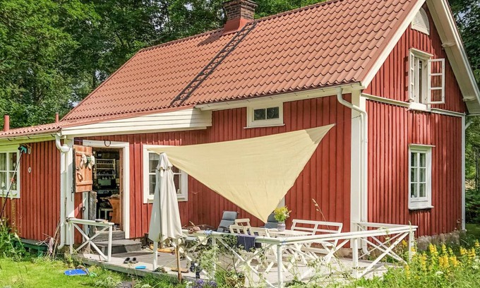 Tingsryd Municipality House | 110 m² House ∙ 1 bedroom ∙ 2 guests