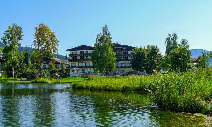 Laax Apartment | 110 m² Apartment ∙ 2 bedrooms ∙ 4 guests