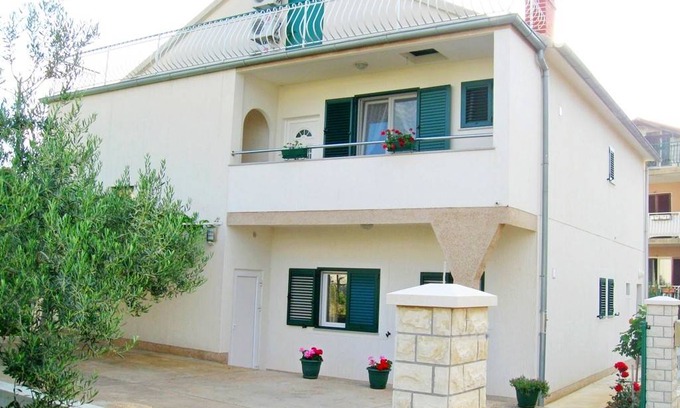 Brodarica Apartment | 110 m² Apartment ∙ 3 bedrooms ∙ 8 guests
