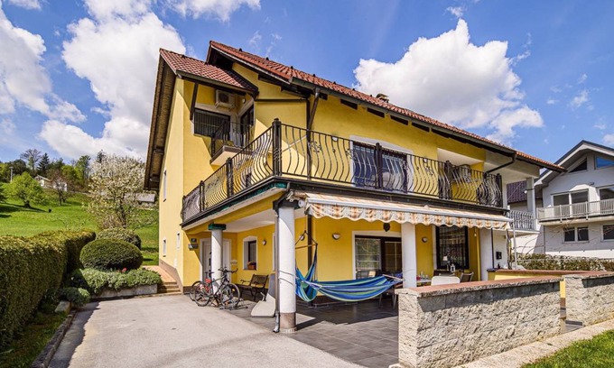 Podcetrtek Apartment | 110 m² Apartment ∙ 3 bedrooms ∙ 9 guests