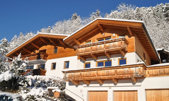 Schwaz Ski Chalet | 110 m² Chalet ∙ 4 bedrooms ∙ 8 guests