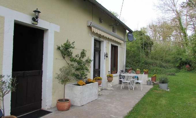 Dampierre-sous-Bouhy House | 110 m² House ∙ 2 bedrooms ∙ 4 guests