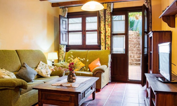 Candelario House | 110 m² House ∙ 3 bedrooms ∙ 6 guests