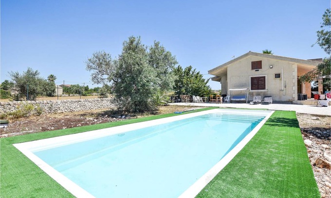 Modica House | 110 m² House ∙ 3 bedrooms ∙ 8 guests