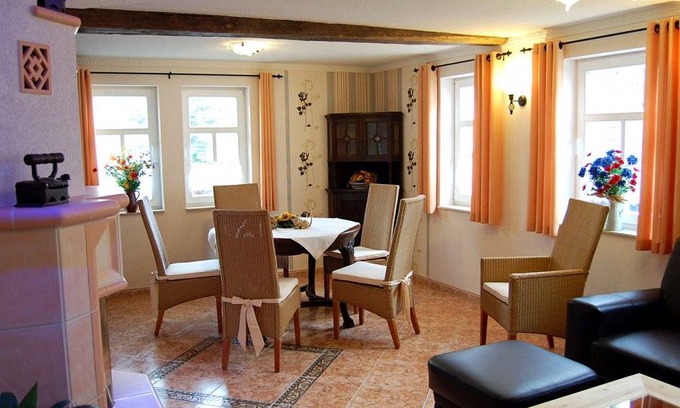 Bernshausen House | 110 m² House ∙ 3 bedrooms ∙ 6 guests