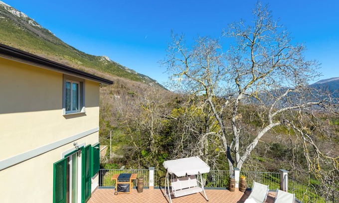 Galluccio Villa | 110 m² Villa ∙ 2 bedrooms ∙ 6 guests