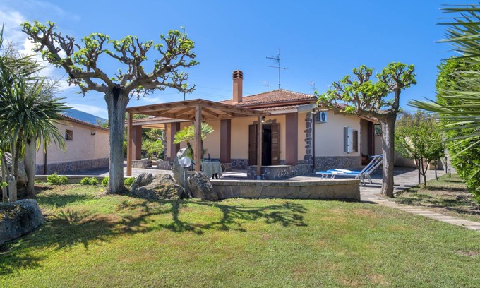 Alghero Villa | 110 m² Villa ∙ 2 bedrooms ∙ 6 guests