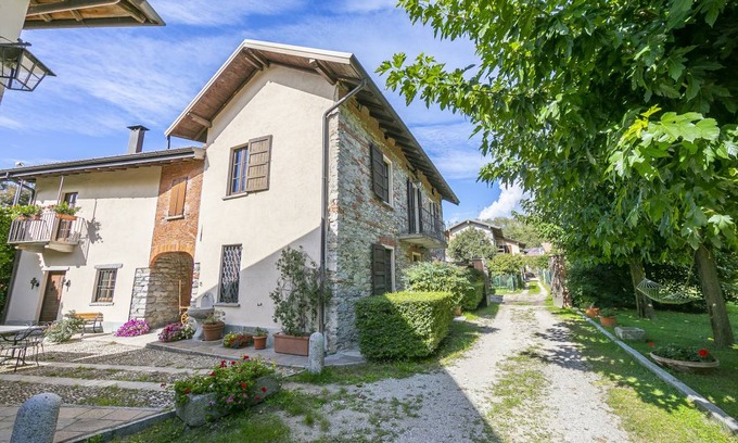 Brebbia Villa | 110 m² Villa ∙ 2 bedrooms ∙ 6 guests