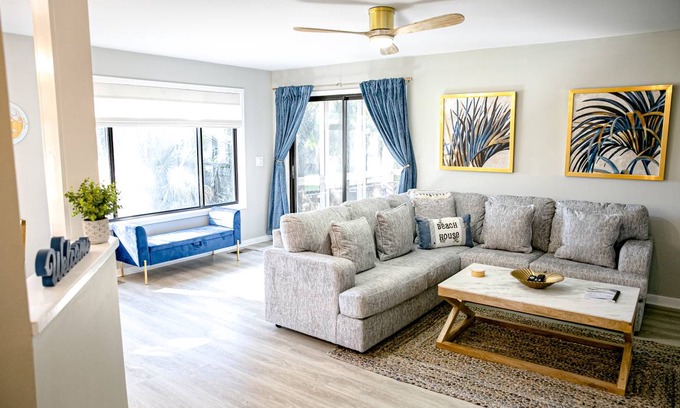 Ocean Ridge Condo | 111 m² Condo ∙ 2 bedrooms ∙ 6 guests