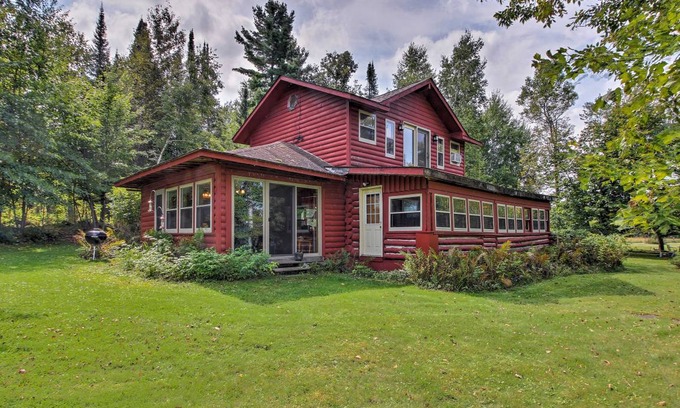 Isle House | 111 m² House ∙ 2 bedrooms ∙ 6 guests