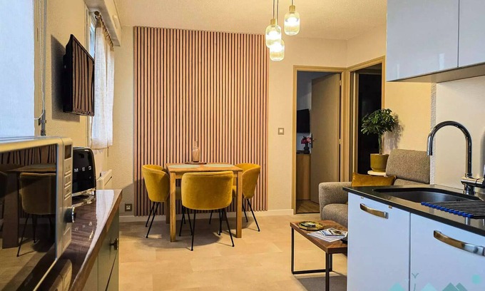 Sables-d'Or-les-Pins Apartment | 112- renovierte Wohnung nur wenige Schritte vom großen Strand entfernt