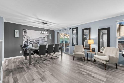 Brighton House | 1130 Mockingbird St