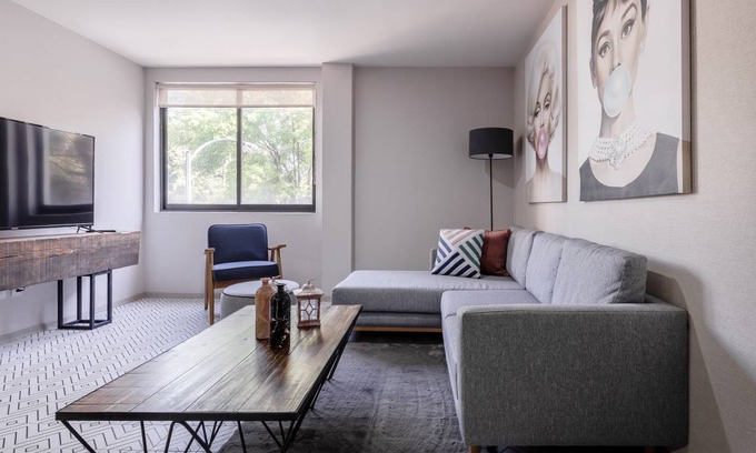Roma Norte Apartment | 115 m² Apartment ∙ 2 bedrooms ∙ 7 guests
