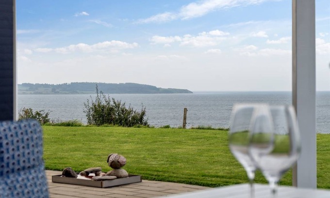 Knebel House | 115 m² House ∙ 3 bedrooms ∙ 6 guests