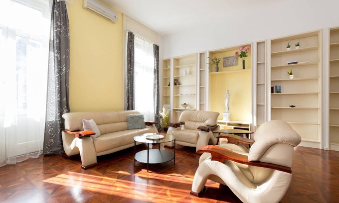 Ferencvaros Apartment | 116 m² Apartment ∙ 2 bedrooms ∙ 4 guests