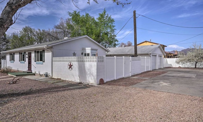 Canon City House | 116 m² House ∙ 3 bedrooms ∙ 6 guests