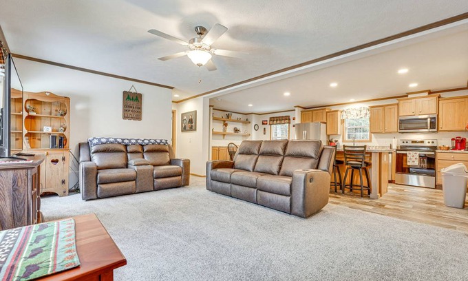 Brant Lake House | 119 m² House ∙ 3 bedrooms ∙ 8 guests