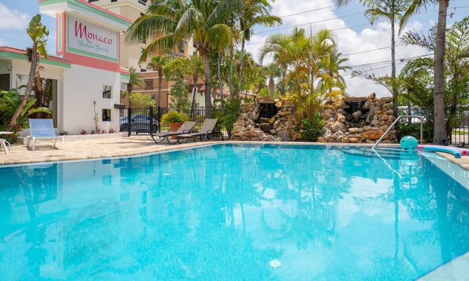 Bay Esplanade Apartment | 119 · ☀Pool✔ Kitchen✔ Beach✔ Self Checkin✔ Free Parking✔