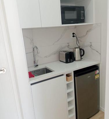 Blockhouse Bay House | 11A Addison street home stay