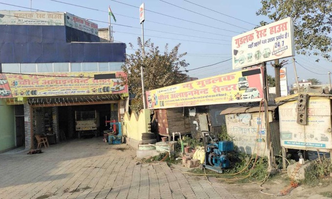 Darbhanga Hotel | 12 m² Hotel ∙ 3 guests