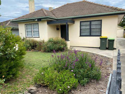Yarram House | 12 m² House ∙ 3 bedrooms ∙ 5 guests
