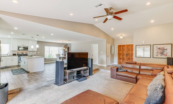 Paradise Valley Village House | 12 Mi to Old Town: Home w/Patio & Yard Space