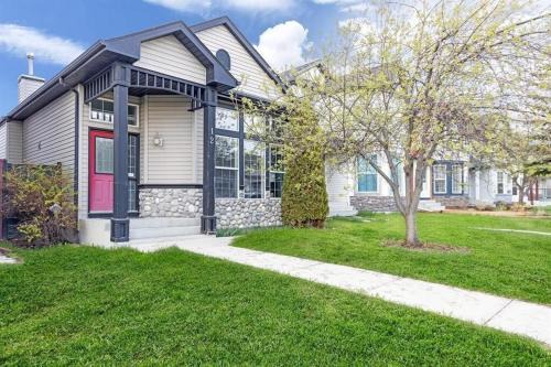 Calgary House | 12 Spacious Home W Ac, Crib, Garage, By Airport